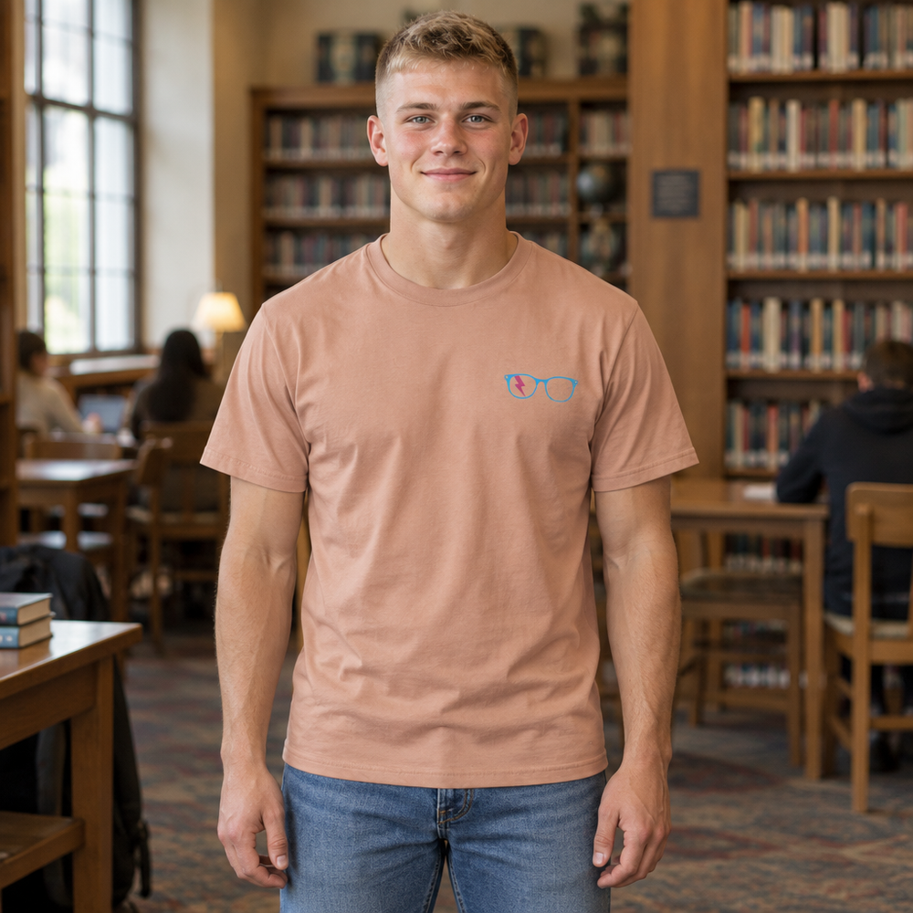 Propaganda Hacker Graphic Tee in Pale Pink
